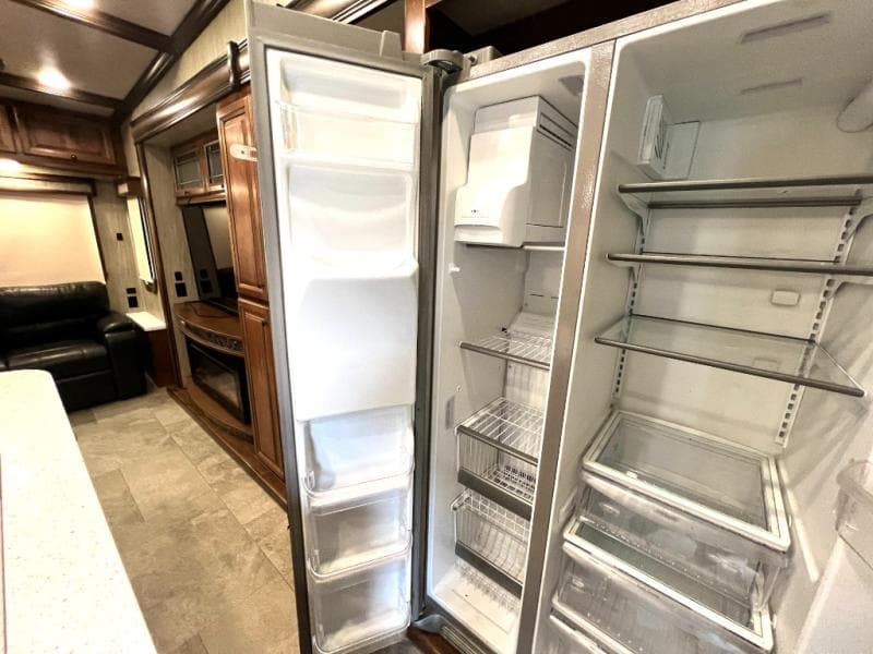 2019 Heartland 2019 Heartland Big Country - thumbnail 40