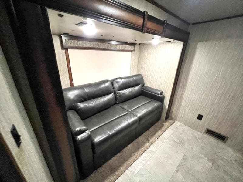 2019 Heartland 2019 Heartland Big Country - thumbnail 45