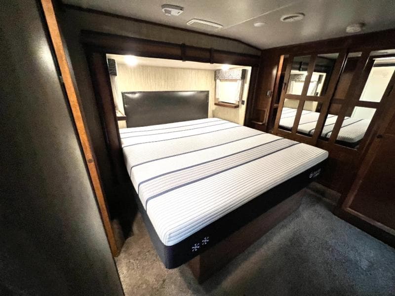 2019 Heartland 2019 Heartland Big Country - thumbnail 70