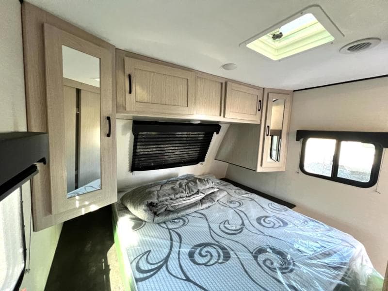 2022 Coachmen 2022 Coachmen Apex Ultra-Lite - thumbnail 39