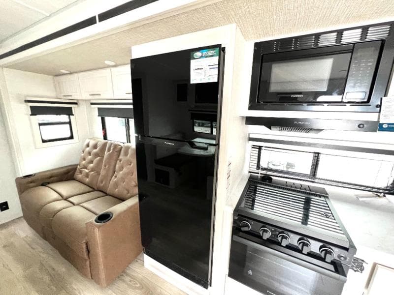 2025 Forest River 2025 Forest River Surveyor - thumbnail 29