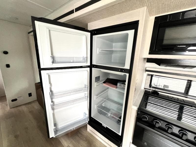 2025 Forest River 2025 Forest River Surveyor - thumbnail 30