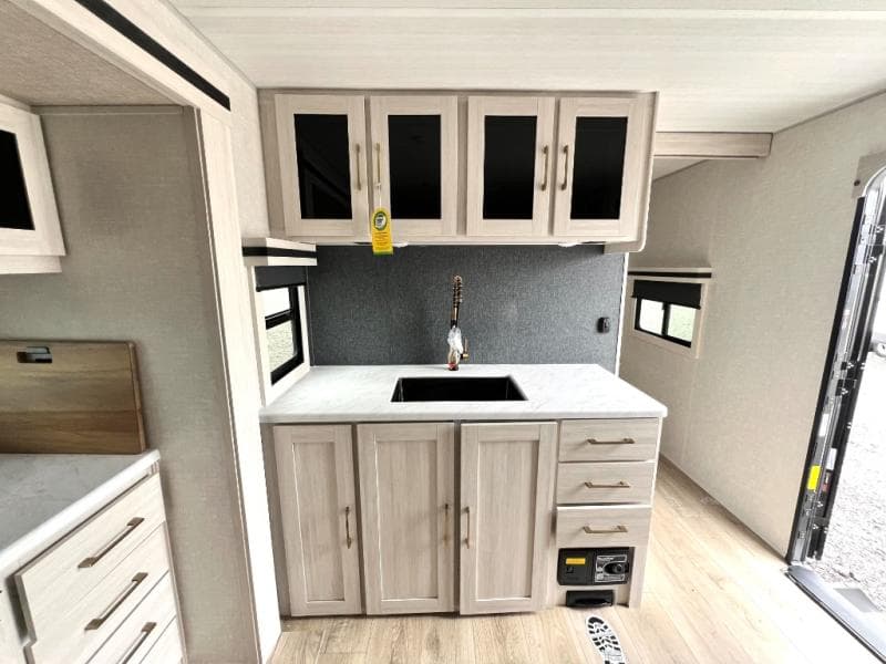 2025 Forest River 2025 Forest River Surveyor - thumbnail 31