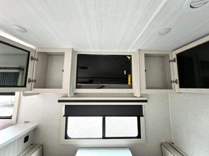 2025 Forest River 2025 Forest River Surveyor - thumbnail 40