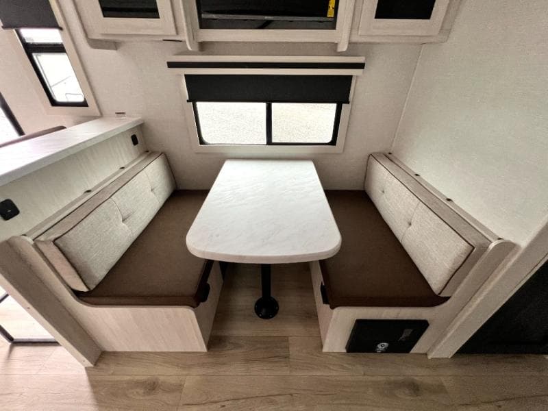 2025 Forest River 2025 Forest River Surveyor - thumbnail 41