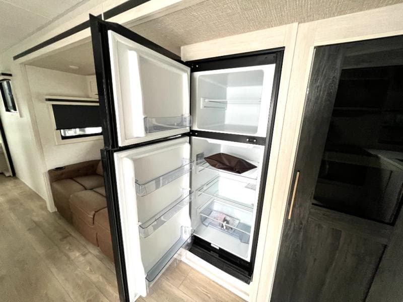 2025 Forest River 2025 Forest River Surveyor - thumbnail 25