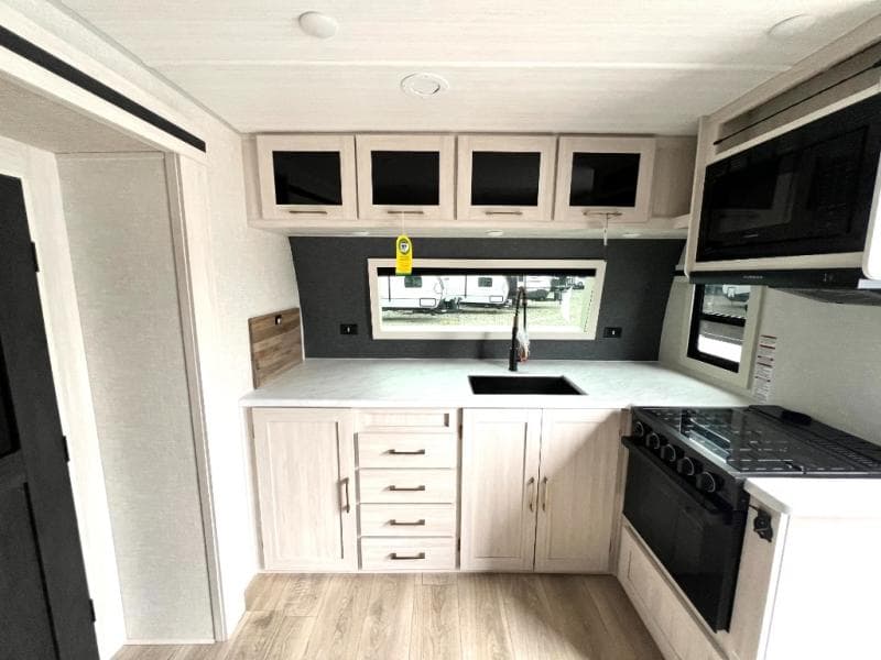 2025 Forest River 2025 Forest River Surveyor - thumbnail 27