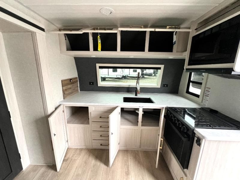 2025 Forest River 2025 Forest River Surveyor - thumbnail 28