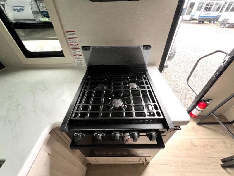 2025 Forest River 2025 Forest River Surveyor - thumbnail 35