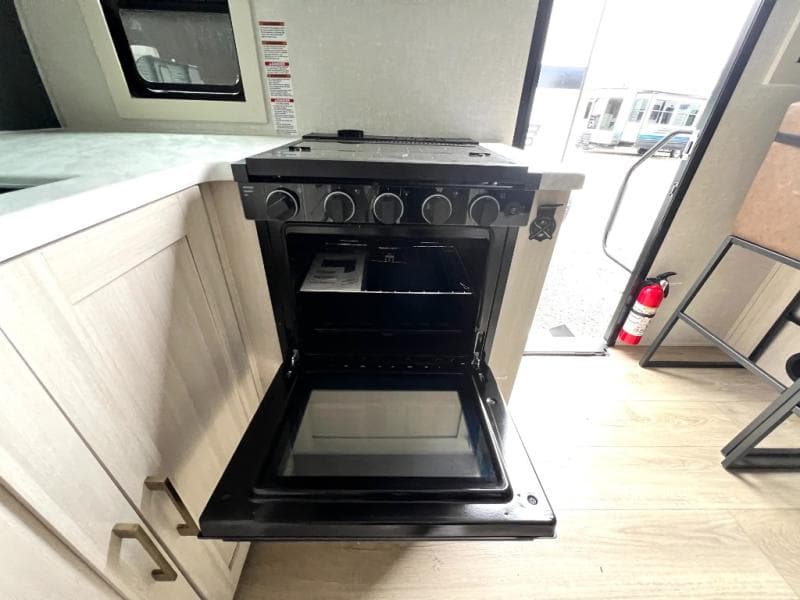 2025 Forest River 2025 Forest River Surveyor - thumbnail 37