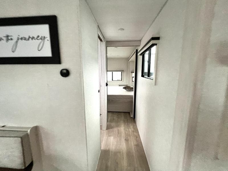 2025 Forest River 2025 Forest River Surveyor - thumbnail 40