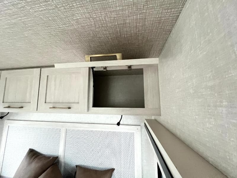 2025 Forest River 2025 Forest River Surveyor - thumbnail 59