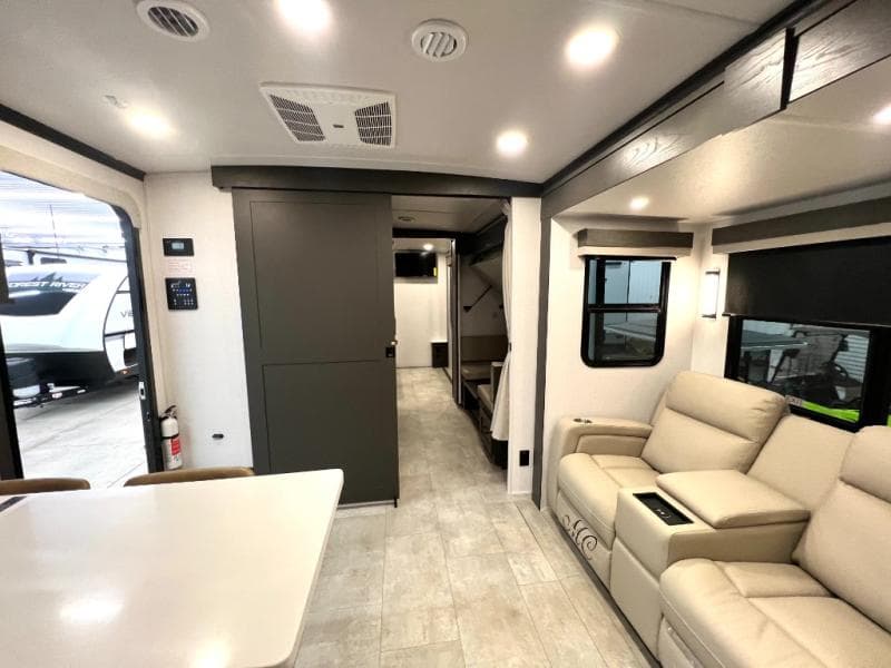 2025 Forest River 2025 Forest River Rockwood Signature - thumbnail 24