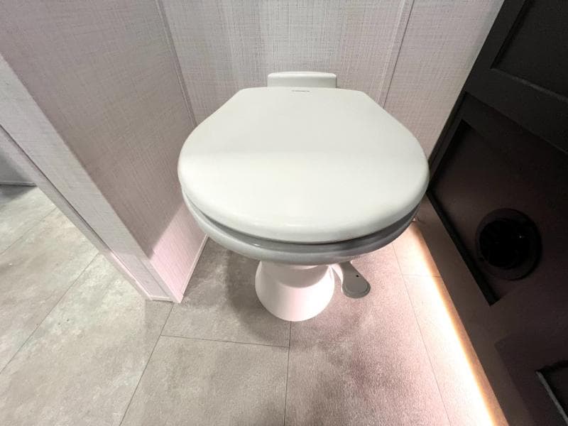 2025 Forest River 2025 Forest River Rockwood Signature - thumbnail 32