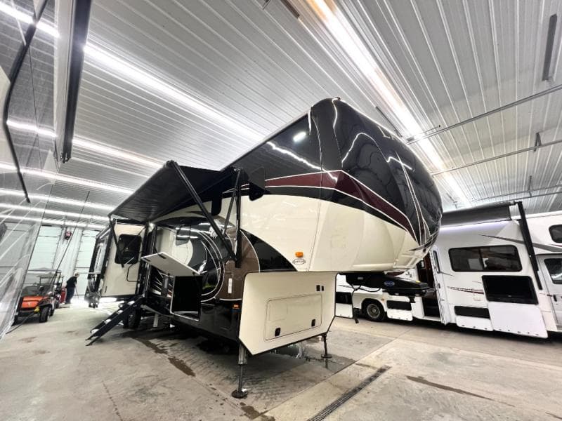 2019 Heartland 2019 Heartland Landmark - thumbnail 6