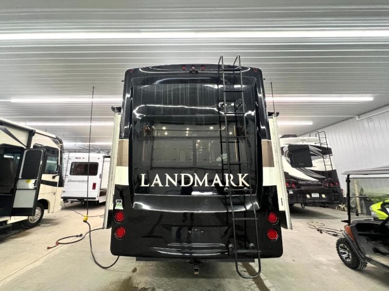 2019 Heartland 2019 Heartland Landmark - thumbnail 10
