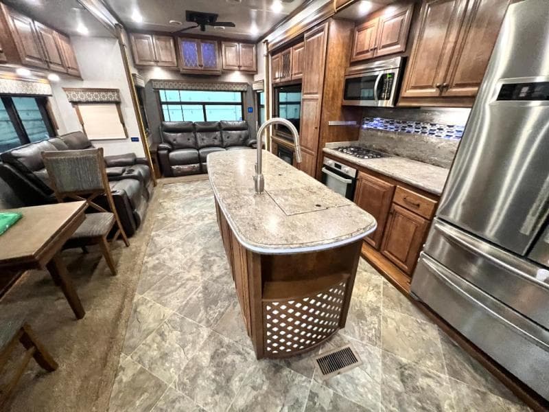 2019 Heartland 2019 Heartland Landmark - thumbnail 18