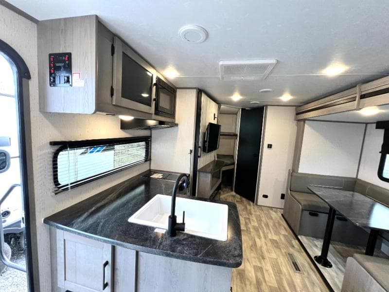 2022 Dutchmen 2022 Dutchmen Kodiak SE - thumbnail 17