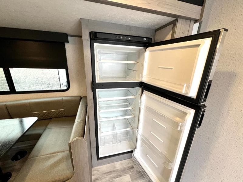 2022 Dutchmen 2022 Dutchmen Kodiak SE - thumbnail 21