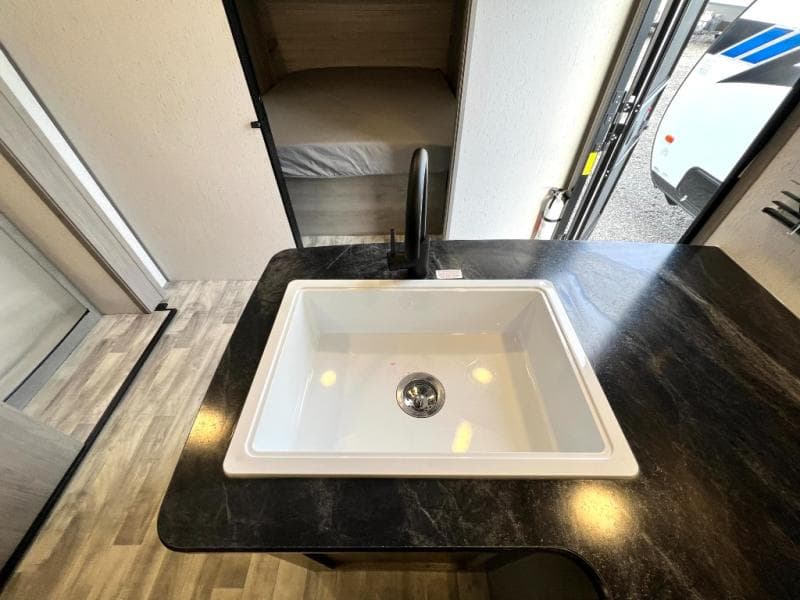 2022 Dutchmen 2022 Dutchmen Kodiak SE - thumbnail 28