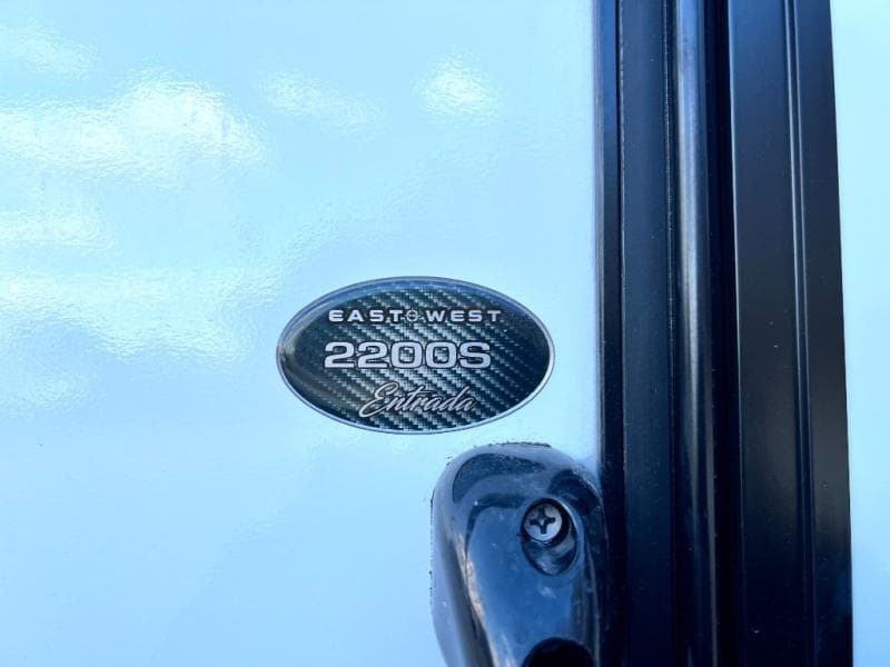 2025 East To West 2025 East To West Entrada - thumbnail 12