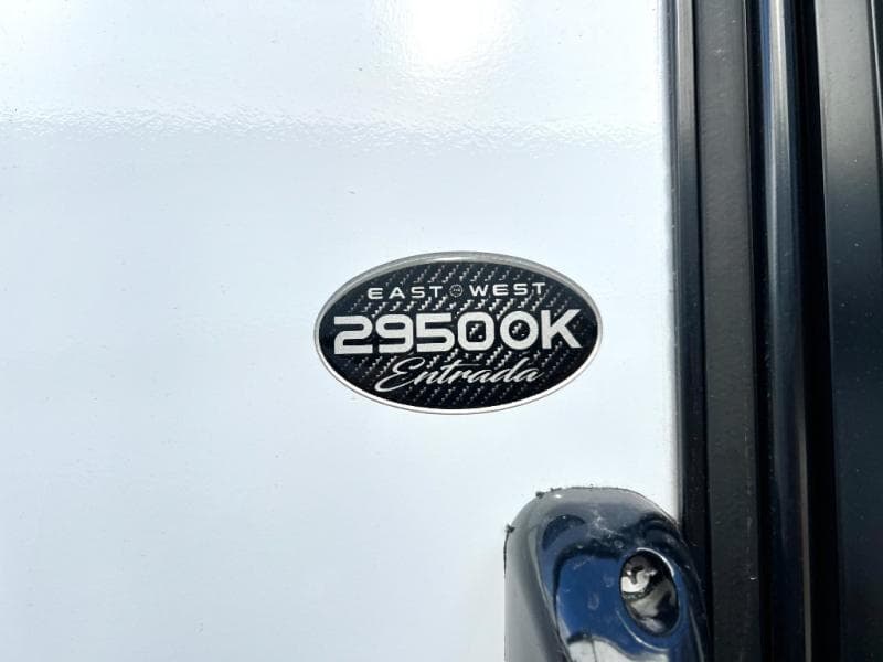 2025 East To West 2025 East To West Entrada - thumbnail 11