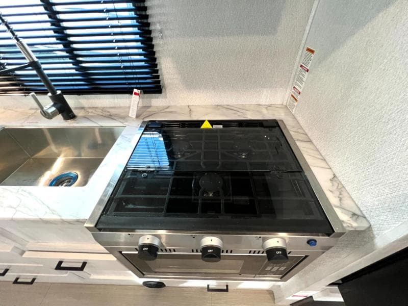 2025 East To West 2025 East To West Entrada - thumbnail 20