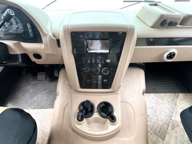 2019 Forest River 2019 Forest River Georgetown - thumbnail 16