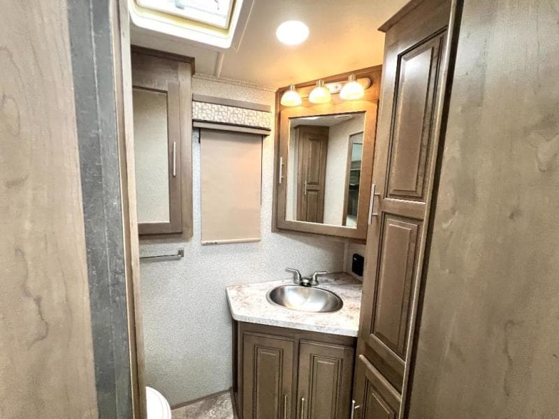 2019 Forest River 2019 Forest River Georgetown - thumbnail 38