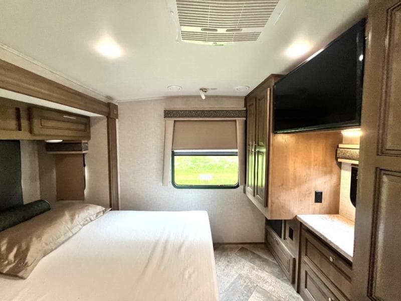 2019 Forest River 2019 Forest River Georgetown - thumbnail 45