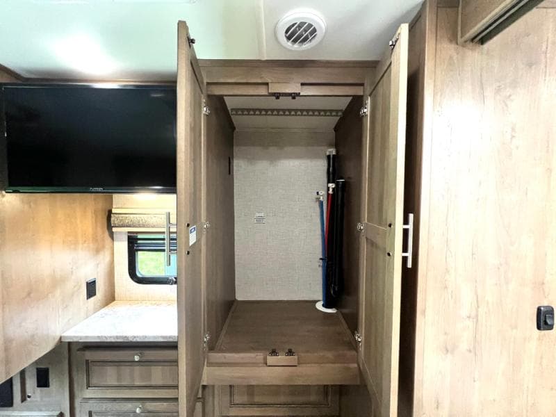 2019 Forest River 2019 Forest River Georgetown - thumbnail 49