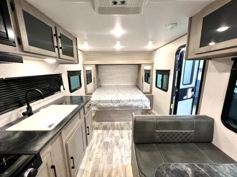 2022 Dutchmen 2022 Dutchmen Kodiak SE - thumbnail 17