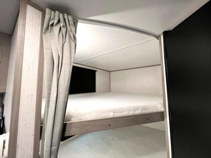 2022 Dutchmen 2022 Dutchmen Kodiak SE - thumbnail 43