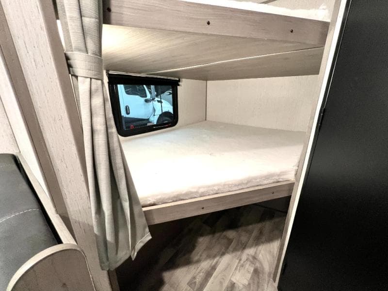 2022 Dutchmen 2022 Dutchmen Kodiak SE - thumbnail 44