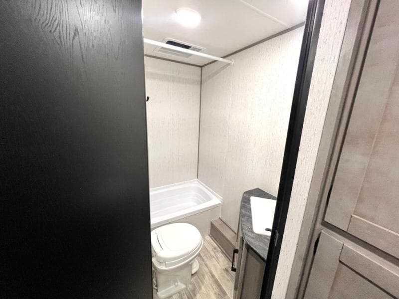 2022 Dutchmen 2022 Dutchmen Kodiak SE - thumbnail 48