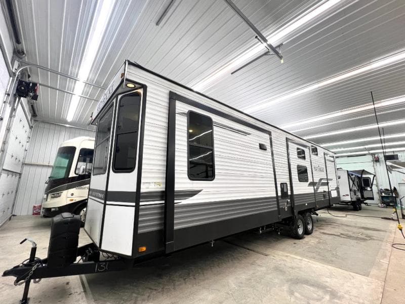 2023 Keystone RV 2023 Keystone RV Retreat - thumbnail 7