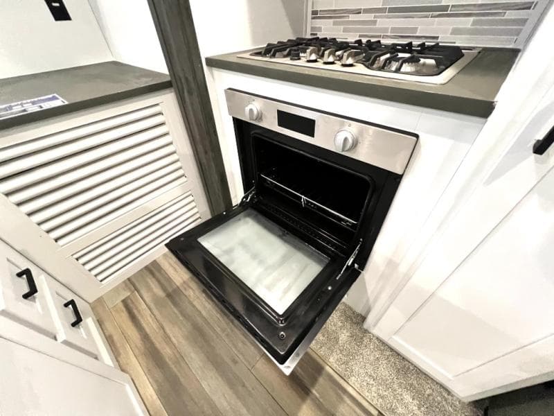 2023 Keystone RV 2023 Keystone RV Retreat - thumbnail 14