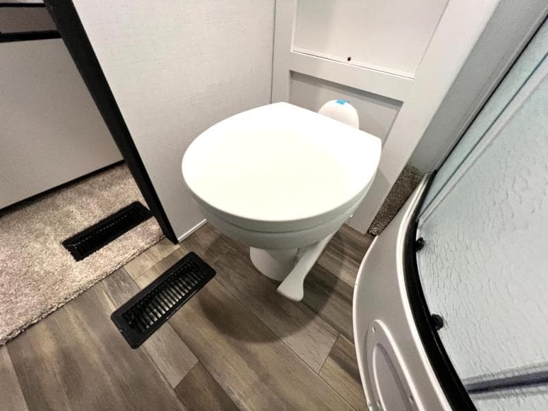 2023 Keystone RV 2023 Keystone RV Retreat - thumbnail 37