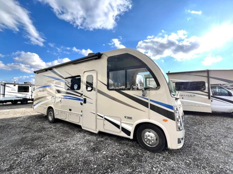 2021 Thor Motor Coach 2021 Thor Motor Coach Vegas - thumbnail 5