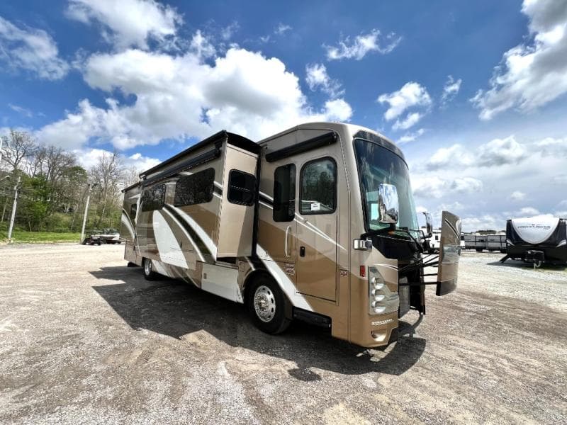 2016 Thor Motor Coach 2016 Thor Motor Coach Tuscany - thumbnail 5