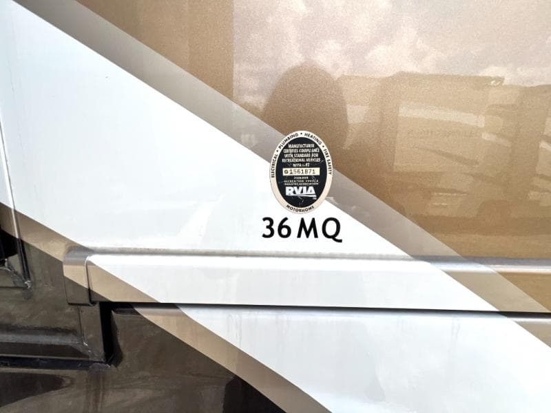 2016 Thor Motor Coach 2016 Thor Motor Coach Tuscany - thumbnail 11