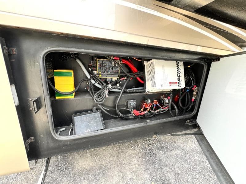 2016 Thor Motor Coach 2016 Thor Motor Coach Tuscany - thumbnail 14