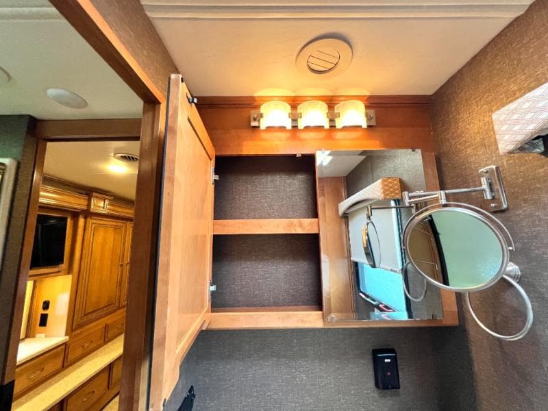 2016 Thor Motor Coach 2016 Thor Motor Coach Tuscany - thumbnail 47