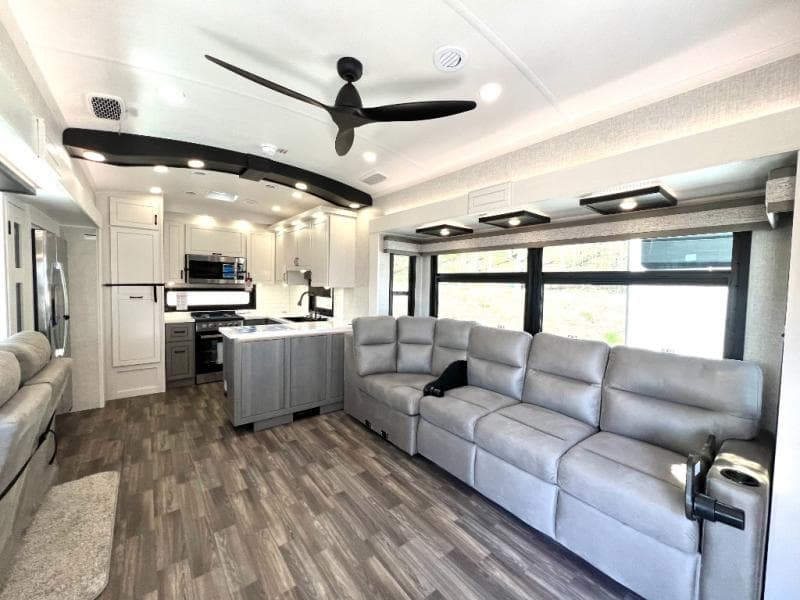 2025 Jayco 2025 Jayco North Point - thumbnail 16