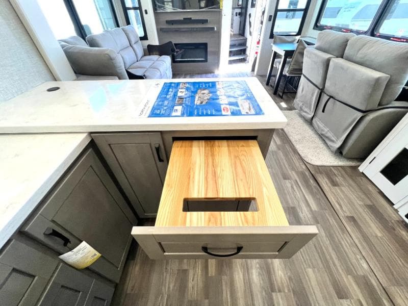 2025 Jayco 2025 Jayco North Point - thumbnail 24