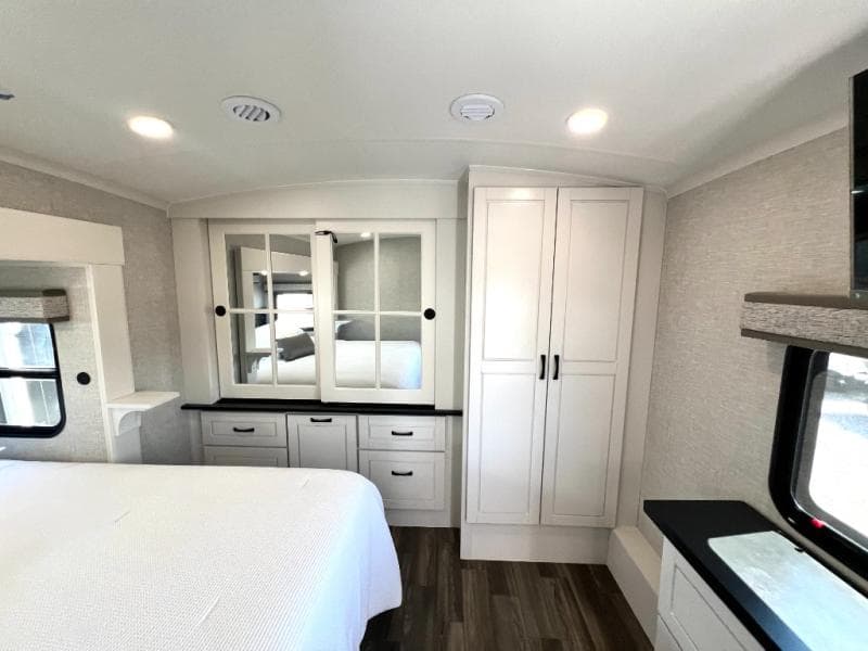 2025 Jayco 2025 Jayco North Point - thumbnail 49