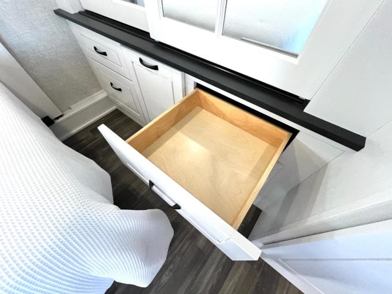 2025 Jayco 2025 Jayco North Point - thumbnail 52