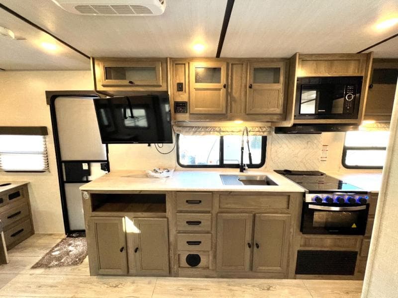 2022 Forest River 2022 Forest River Surveyor - thumbnail 15