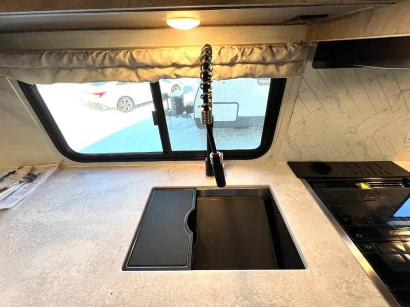 2022 Forest River 2022 Forest River Surveyor - thumbnail 17