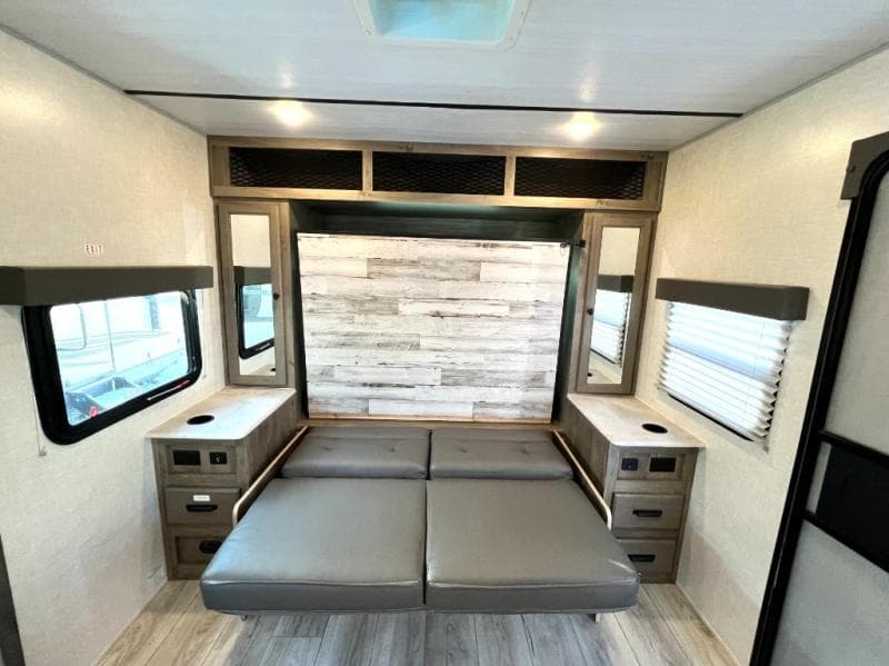 2022 Forest River 2022 Forest River Surveyor - thumbnail 33